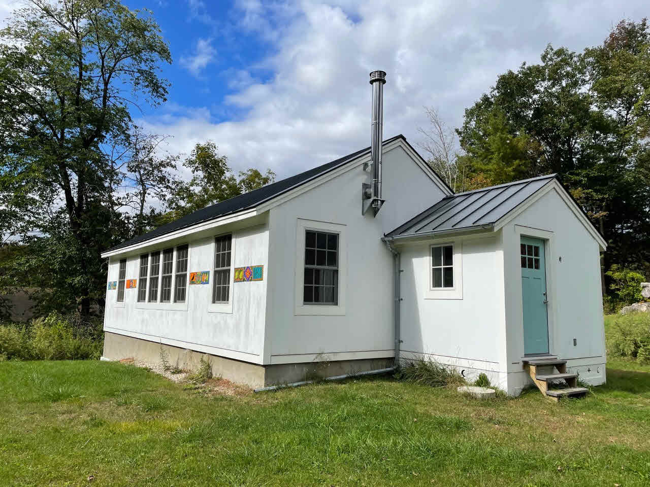 Building photograph for 184 FARNUM ROAD